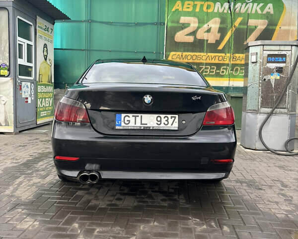 Чорний БМВ 5 Серія, об'ємом двигуна 3 л та пробігом 413 тис. км за 4300 $, фото 4 на Automoto.ua