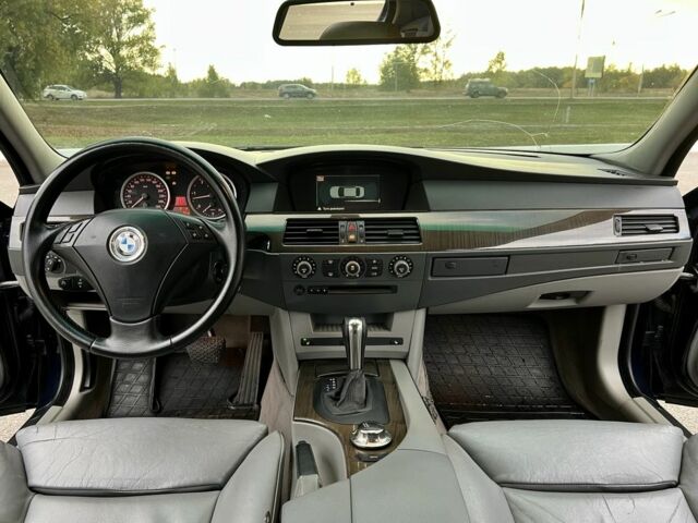 Черный БМВ 5 Серия, объемом двигателя 3 л и пробегом 295 тыс. км за 8599 $, фото 21 на Automoto.ua