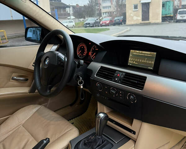 Чорний БМВ 5 Серія, об'ємом двигуна 2 л та пробігом 470 тис. км за 6900 $, фото 31 на Automoto.ua