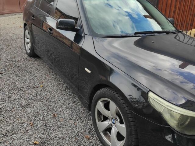 Черный БМВ 5 Серия, объемом двигателя 3 л и пробегом 347 тыс. км за 7000 $, фото 1 на Automoto.ua