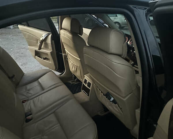 Черный БМВ 5 Серия, объемом двигателя 2.98 л и пробегом 331 тыс. км за 10500 $, фото 8 на Automoto.ua