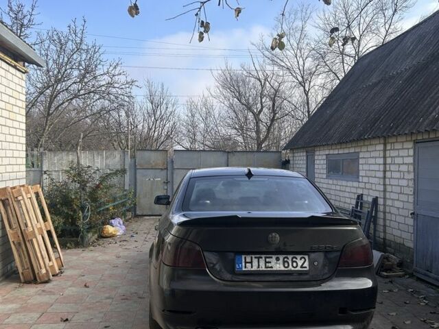 Чорний БМВ 5 Серія, об'ємом двигуна 3 л та пробігом 480 тис. км за 5000 $, фото 2 на Automoto.ua