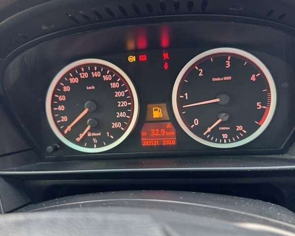 Черный БМВ 5 Серия, объемом двигателя 2.99 л и пробегом 293 тыс. км за 8000 $, фото 4 на Automoto.ua