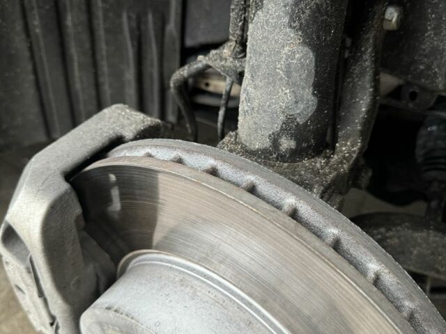 Черный БМВ 5 Серия, объемом двигателя 3 л и пробегом 360 тыс. км за 8700 $, фото 18 на Automoto.ua