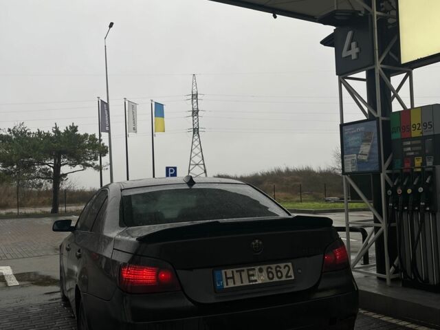 Чорний БМВ 5 Серія, об'ємом двигуна 0 л та пробігом 480 тис. км за 4200 $, фото 4 на Automoto.ua