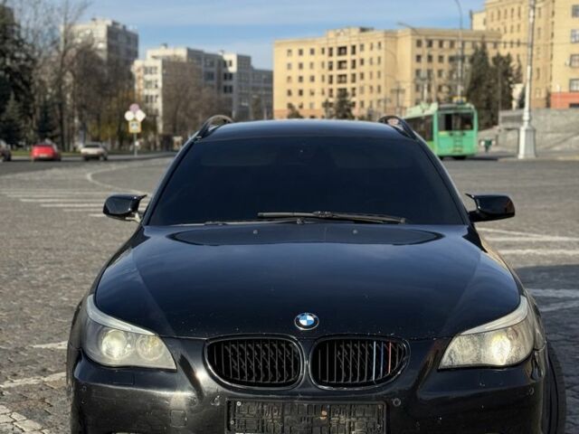 Чорний БМВ 5 Серія, об'ємом двигуна 3 л та пробігом 350 тис. км за 4100 $, фото 10 на Automoto.ua