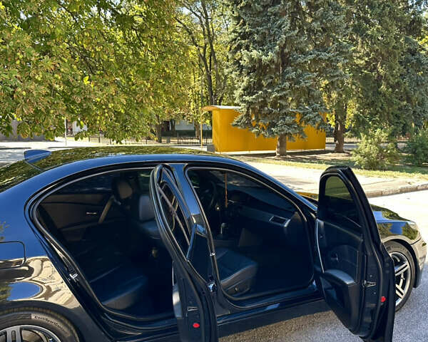 Черный БМВ 5 Серия, объемом двигателя 2.2 л и пробегом 348 тыс. км за 7900 $, фото 13 на Automoto.ua
