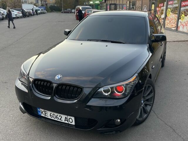 Черный БМВ 5 Серия, объемом двигателя 3 л и пробегом 320 тыс. км за 12000 $, фото 9 на Automoto.ua