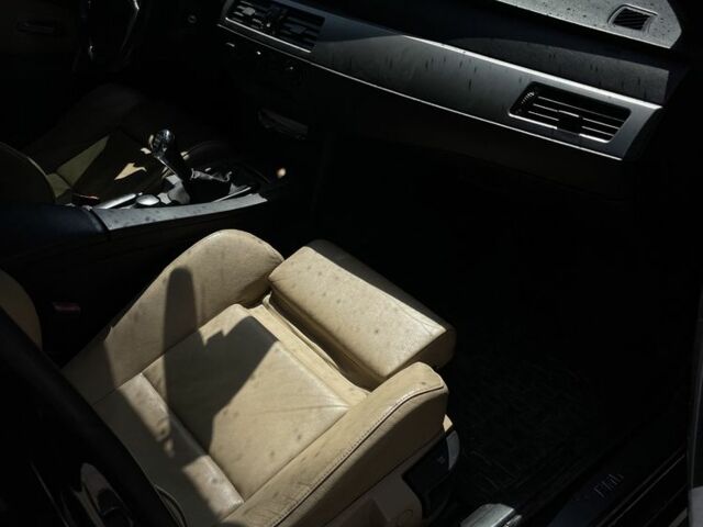 Черный БМВ 5 Серия, объемом двигателя 0 л и пробегом 450 тыс. км за 4000 $, фото 6 на Automoto.ua