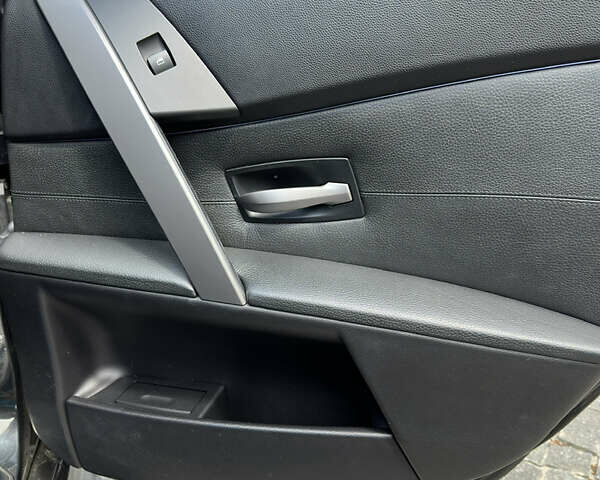 Черный БМВ 5 Серия, объемом двигателя 2.5 л и пробегом 311 тыс. км за 13500 $, фото 61 на Automoto.ua