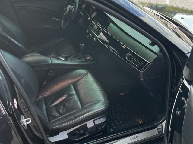 Черный БМВ 5 Серия, объемом двигателя 3 л и пробегом 320 тыс. км за 12000 $, фото 11 на Automoto.ua