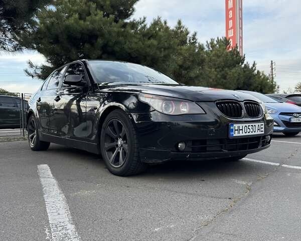 Черный БМВ 5 Серия, объемом двигателя 2.99 л и пробегом 293 тыс. км за 8000 $, фото 1 на Automoto.ua