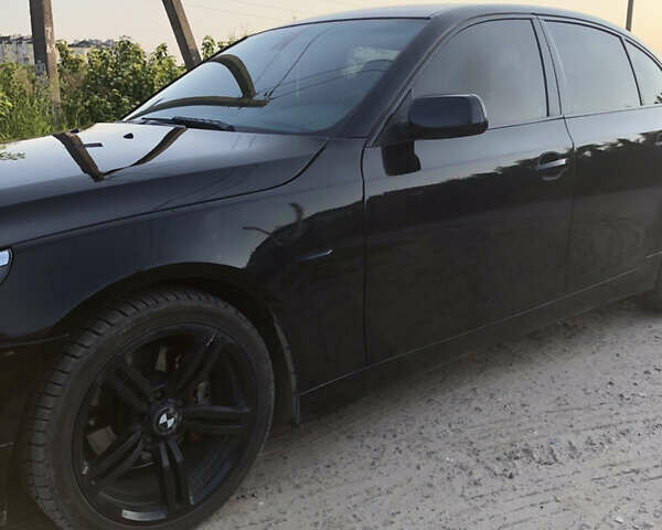 Черный БМВ 5 Серия, объемом двигателя 2.99 л и пробегом 492 тыс. км за 7999 $, фото 7 на Automoto.ua