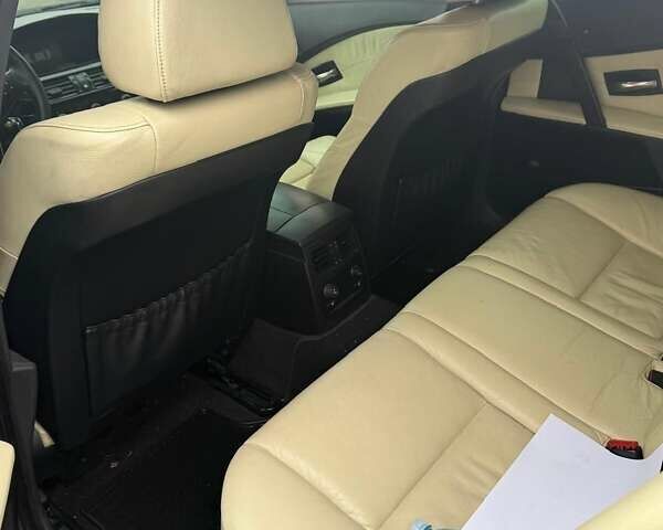 Чорний БМВ 5 Серія, об'ємом двигуна 2.98 л та пробігом 395 тис. км за 7500 $, фото 12 на Automoto.ua