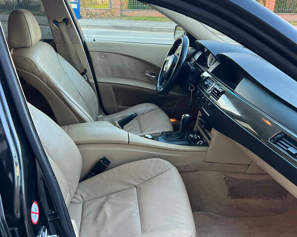 Чорний БМВ 5 Серія, об'ємом двигуна 2.99 л та пробігом 234 тис. км за 11111 $, фото 18 на Automoto.ua