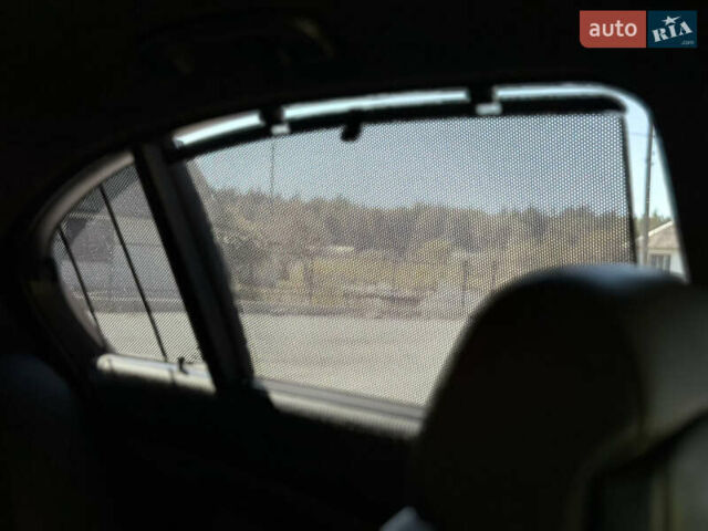 Черный БМВ 5 Серия, объемом двигателя 3 л и пробегом 265 тыс. км за 11499 $, фото 16 на Automoto.ua