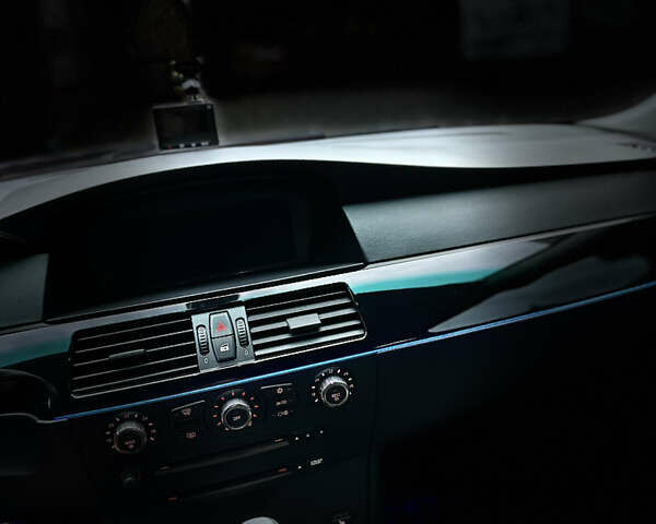 Черный БМВ 5 Серия, объемом двигателя 2.5 л и пробегом 311 тыс. км за 13500 $, фото 27 на Automoto.ua