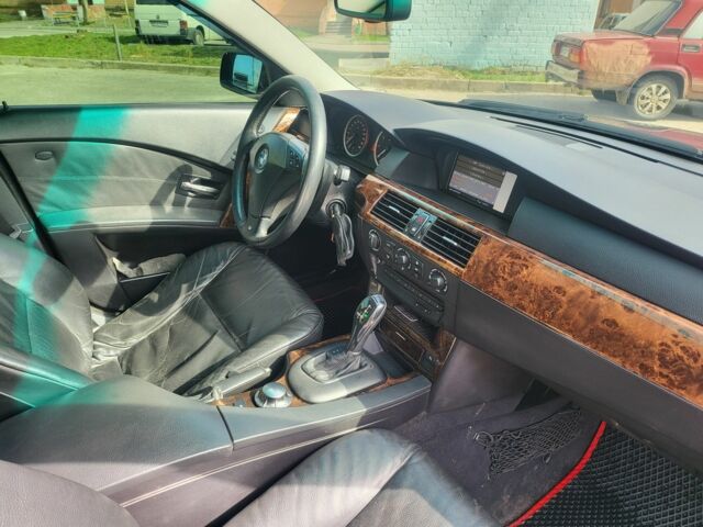 Черный БМВ 5 Серия, объемом двигателя 2.2 л и пробегом 333 тыс. км за 6200 $, фото 7 на Automoto.ua