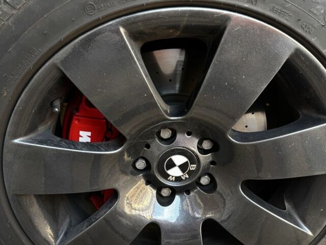 Черный БМВ 5 Серия, объемом двигателя 3 л и пробегом 400 тыс. км за 8500 $, фото 7 на Automoto.ua