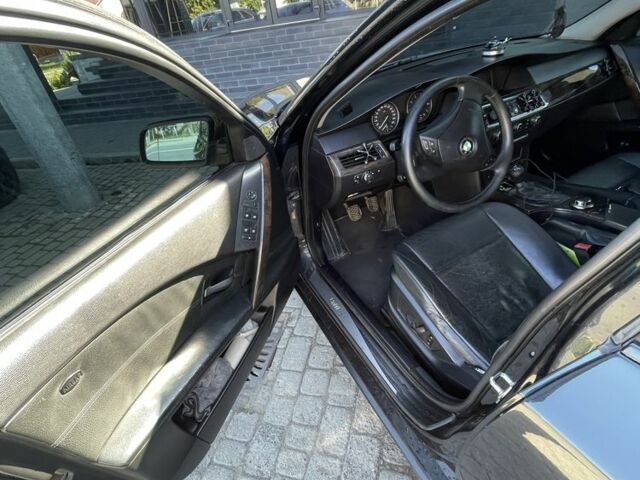 Чорний БМВ 5 Серія, об'ємом двигуна 2.5 л та пробігом 393 тис. км за 6600 $, фото 5 на Automoto.ua