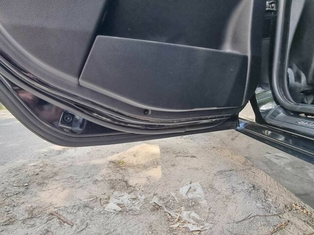 Чорний БМВ 5 Серія, об'ємом двигуна 2.2 л та пробігом 296 тис. км за 6500 $, фото 13 на Automoto.ua