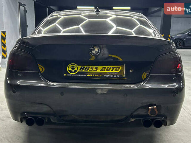 БМВ 5 Серия 2004 в Черновцах на Automoto.ua Черный БМВ 5 Серия, объемом двигателя 2.99 л и пробегом 360 тыс. км за 11400 $, фото 4 на Automoto.ua