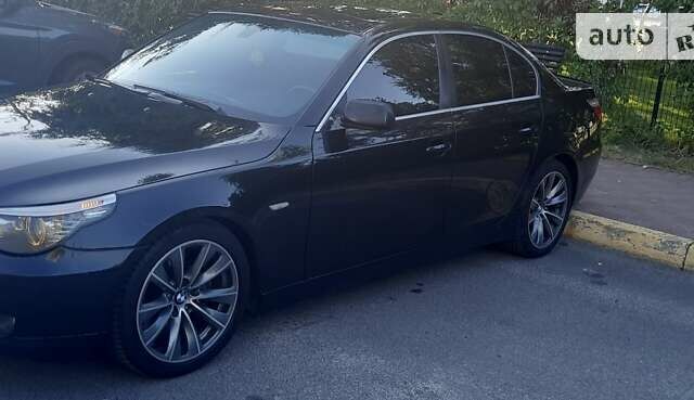 Черный БМВ 5 Серия, объемом двигателя 4.4 л и пробегом 260 тыс. км за 9000 $, фото 6 на Automoto.ua