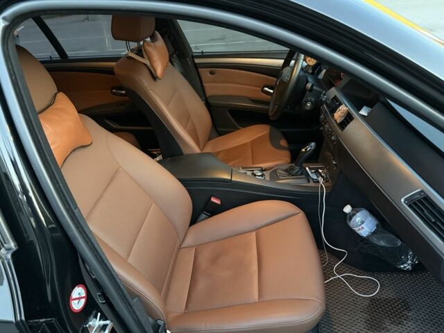 Черный БМВ 5 Серия, объемом двигателя 2.2 л и пробегом 323 тыс. км за 7900 $, фото 10 на Automoto.ua