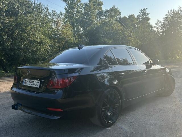 Черный БМВ 5 Серия, объемом двигателя 2.5 л и пробегом 400 тыс. км за 8600 $, фото 4 на Automoto.ua