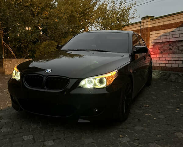 Черный БМВ 5 Серия, объемом двигателя 2.5 л и пробегом 311 тыс. км за 13500 $, фото 2 на Automoto.ua