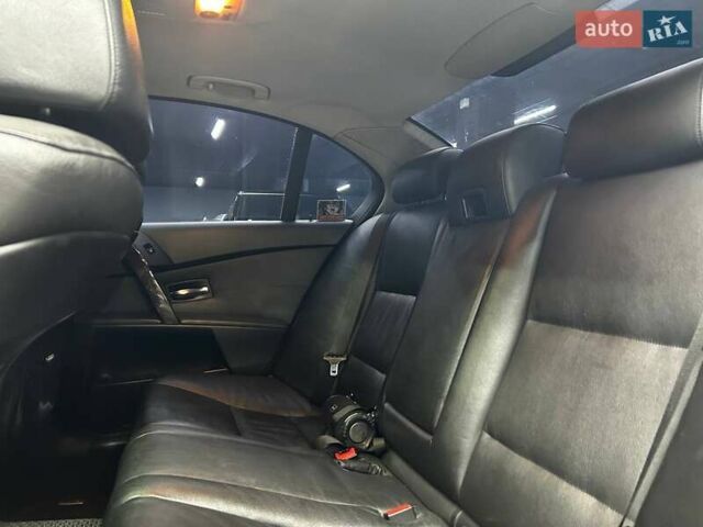 БМВ 5 Серия 2004 в Черновцах на Automoto.ua Черный БМВ 5 Серия, объемом двигателя 2.99 л и пробегом 360 тыс. км за 11400 $, фото 12 на Automoto.ua