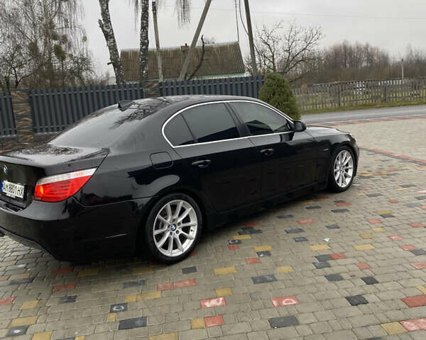 Черный БМВ 5 Серия, объемом двигателя 4.4 л и пробегом 325 тыс. км за 9000 $, фото 3 на Automoto.ua