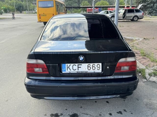 Черный БМВ 5 Серия, объемом двигателя 3 л и пробегом 3 тыс. км за 3400 $, фото 1 на Automoto.ua