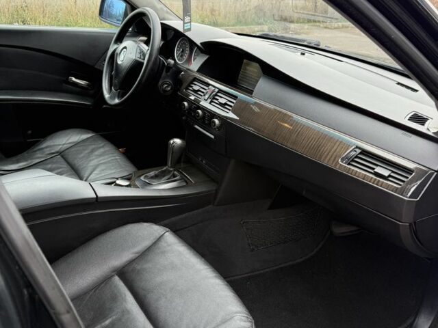 Черный БМВ 5 Серия, объемом двигателя 0 л и пробегом 350 тыс. км за 4750 $, фото 6 на Automoto.ua