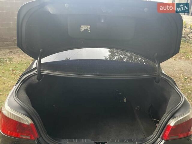 Черный БМВ 5 Серия, объемом двигателя 3 л и пробегом 360 тыс. км за 7500 $, фото 13 на Automoto.ua