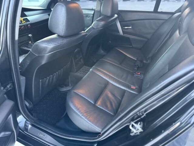 Чорний БМВ 5 Серія, об'ємом двигуна 3 л та пробігом 390 тис. км за 3500 $, фото 18 на Automoto.ua