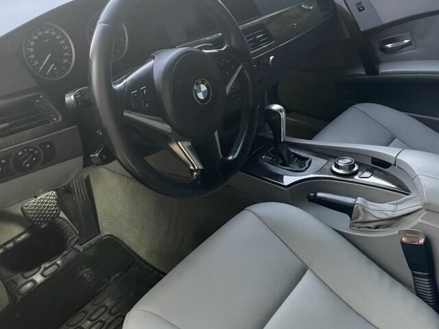 Черный БМВ 5 Серия, объемом двигателя 0 л и пробегом 360 тыс. км за 7500 $, фото 7 на Automoto.ua