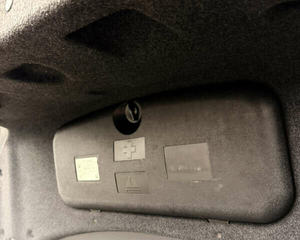 Черный БМВ 5 Серия, объемом двигателя 2.5 л и пробегом 220 тыс. км за 6750 $, фото 41 на Automoto.ua