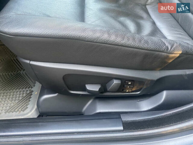 Черный БМВ 5 Серия, объемом двигателя 2.5 л и пробегом 134 тыс. км за 12800 $, фото 23 на Automoto.ua