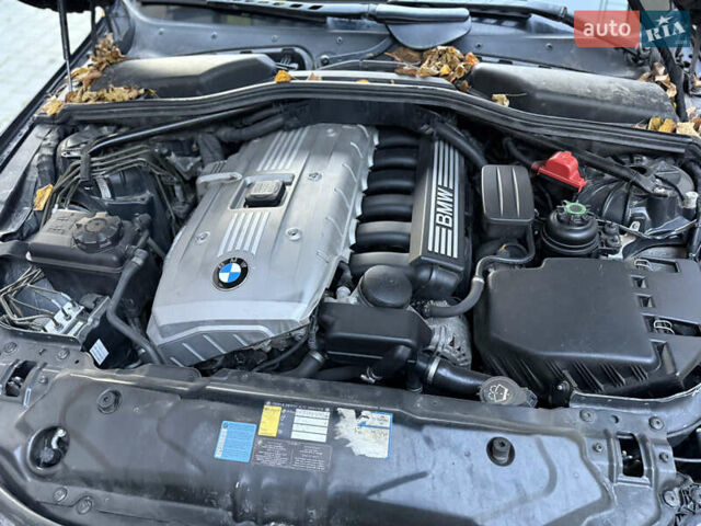 Черный БМВ 5 Серия, объемом двигателя 2.5 л и пробегом 330 тыс. км за 6999 $, фото 9 на Automoto.ua