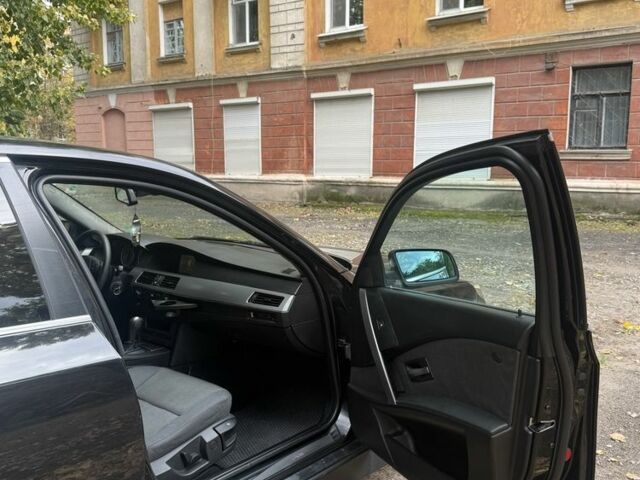 Черный БМВ 5 Серия, объемом двигателя 2.5 л и пробегом 300 тыс. км за 3800 $, фото 16 на Automoto.ua