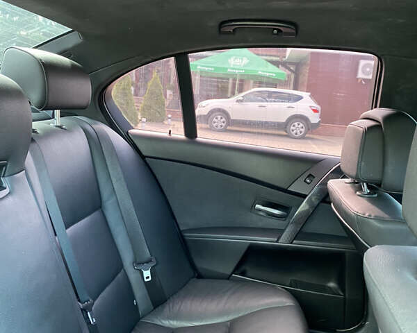 Черный БМВ 5 Серия, объемом двигателя 2.5 л и пробегом 203 тыс. км за 8300 $, фото 19 на Automoto.ua