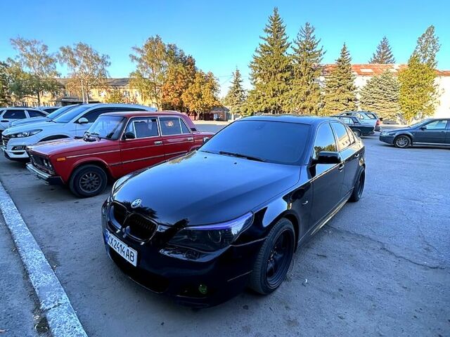 Черный БМВ 5 Серия, объемом двигателя 3 л и пробегом 320 тыс. км за 8000 $, фото 4 на Automoto.ua