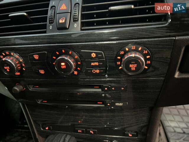 Чорний БМВ 5 Серія, об'ємом двигуна 3 л та пробігом 291 тис. км за 11900 $, фото 51 на Automoto.ua