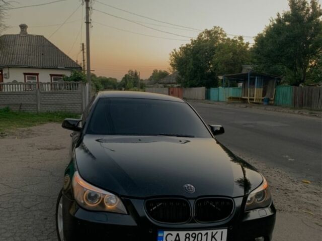 Черный БМВ 5 Серия, объемом двигателя 2.5 л и пробегом 300 тыс. км за 7999 $, фото 1 на Automoto.ua