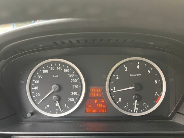 Черный БМВ 5 Серия, объемом двигателя 2.5 л и пробегом 320 тыс. км за 7800 $, фото 6 на Automoto.ua