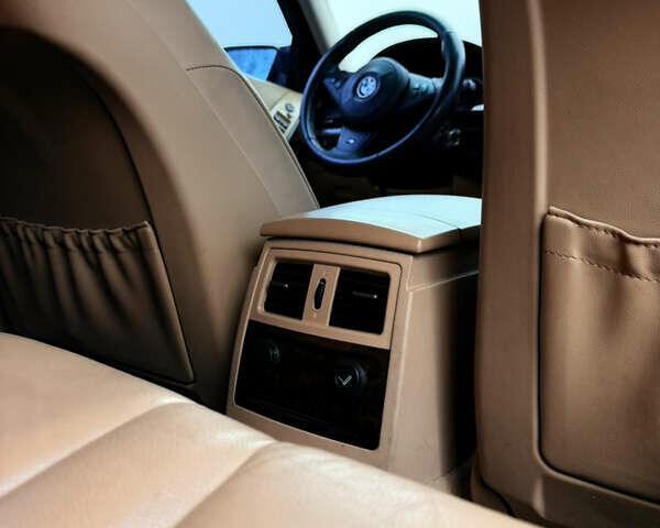 Черный БМВ 5 Серия, объемом двигателя 2.5 л и пробегом 220 тыс. км за 6750 $, фото 39 на Automoto.ua