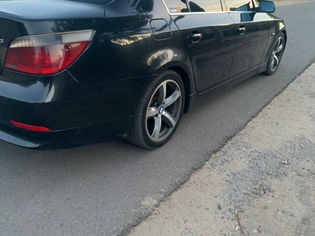 Черный БМВ 5 Серия, объемом двигателя 3 л и пробегом 320 тыс. км за 3600 $, фото 3 на Automoto.ua