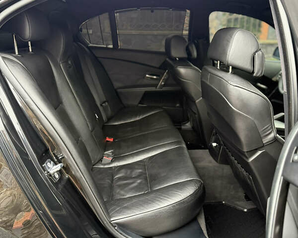 Черный БМВ 5 Серия, объемом двигателя 3 л и пробегом 292 тыс. км за 11500 $, фото 16 на Automoto.ua