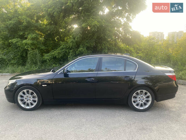 Черный БМВ 5 Серия, объемом двигателя 2.5 л и пробегом 134 тыс. км за 12800 $, фото 24 на Automoto.ua